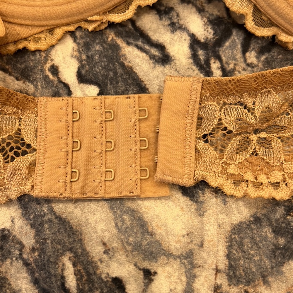 Designer bra - Picture 4 of 4